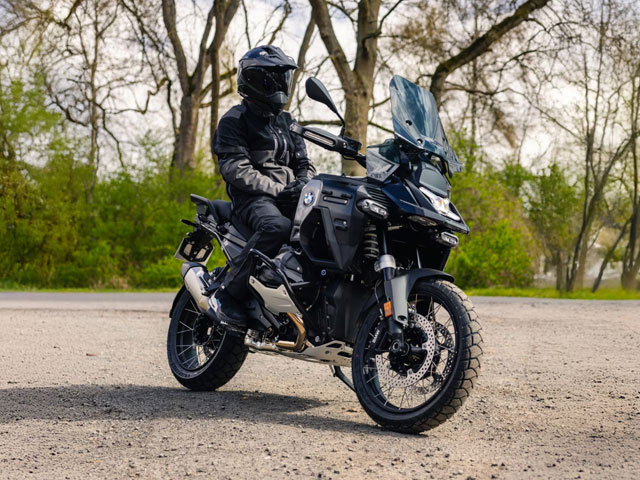 BMW R 1300 GS Adventure Dark Edition à partir de 298 €/mois