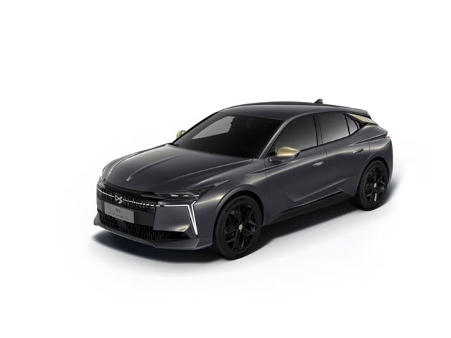 N°4 DS PERFORMANCE LINE HYBRIDE À PARTIR DE 395 €/MOIS
