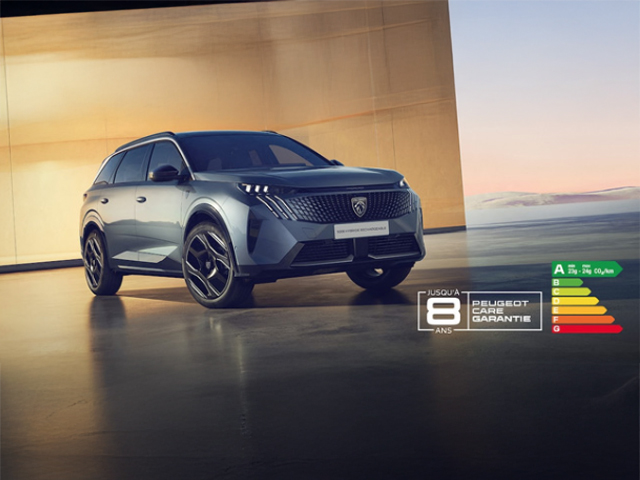 PEUGEOT NOUVEAU 5008 HYBRIDE ALLURE RECHARGEABLE