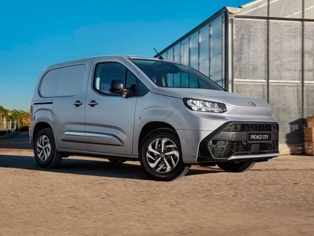TOYOTA PROACE CITY