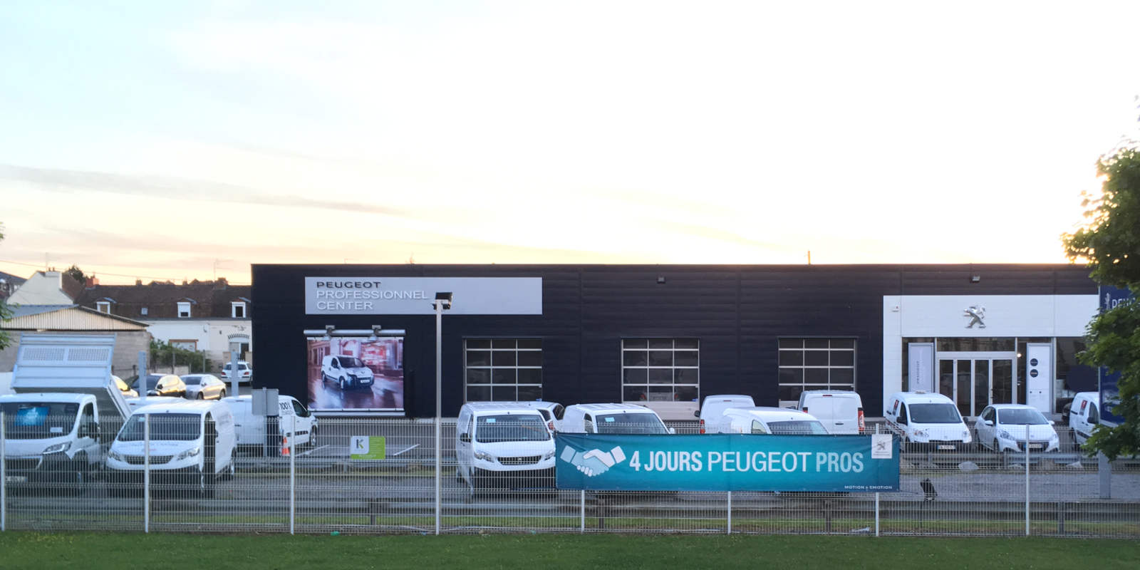 Peugeot Professionnel Center (03 21 73 49 58 / 03 21 73 49 84)