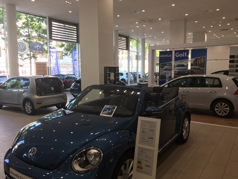 showroom vw coccinelle